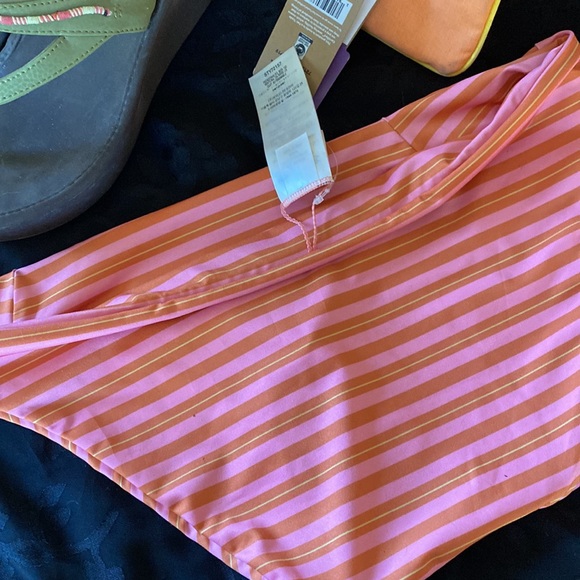 Patagonia Sunamee Bottoms NWT womens M - Picture 6 of 6